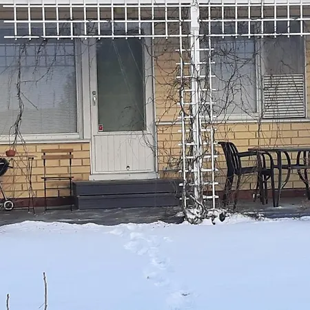 Viihtyisae Pikkukoti Forssassa - Tiny Cosy In Apartment